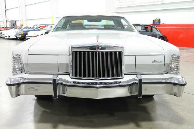 1976 Lincoln Continental LSi Sedan 4D