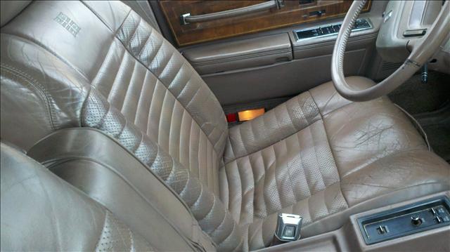 1986 Lincoln Continental Unknown