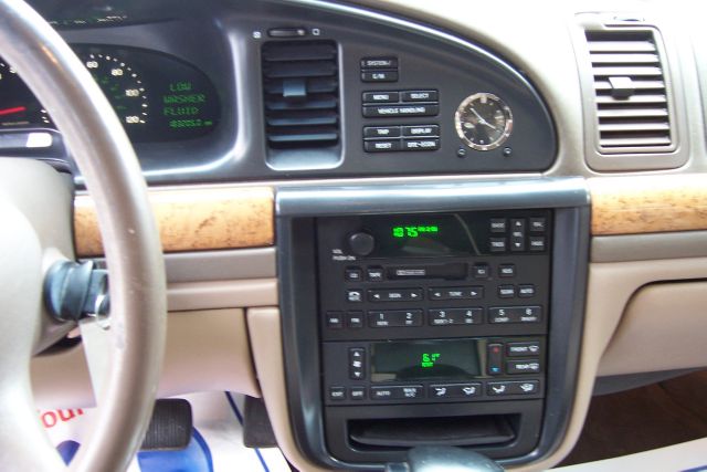 1998 Lincoln Continental Base