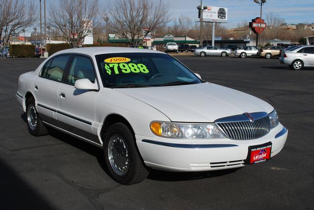 1998 Lincoln Continental Base