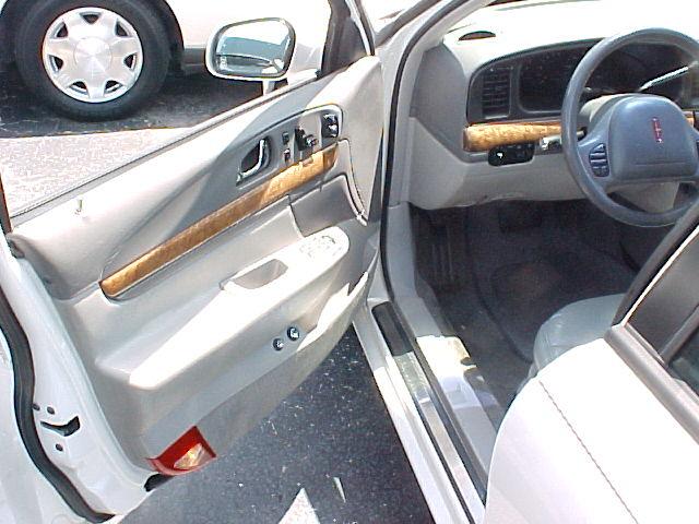 1999 Lincoln Continental Unknown