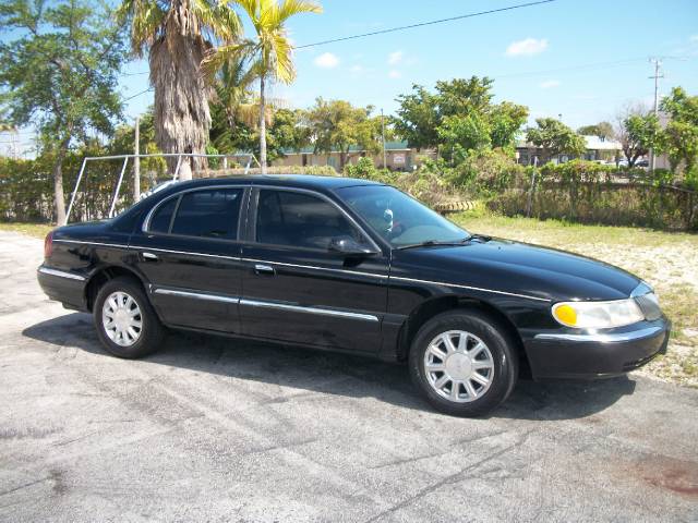 1999 Lincoln Continental Base