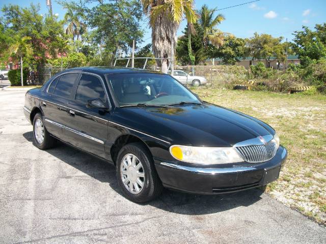 1999 Lincoln Continental Base