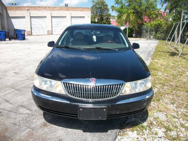 1999 Lincoln Continental Base