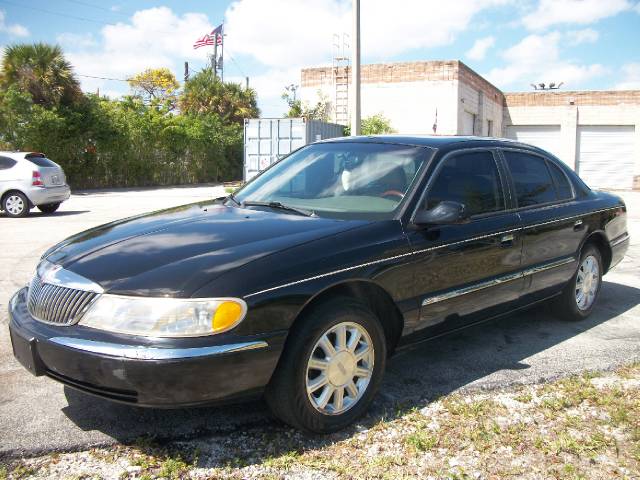 1999 Lincoln Continental Base