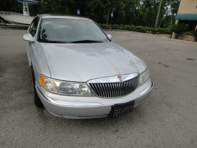 1999 Lincoln Continental SE R Spec V