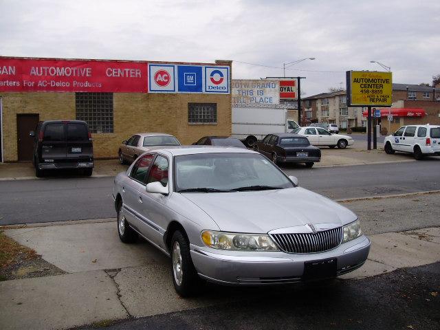 1999 Lincoln Continental Base