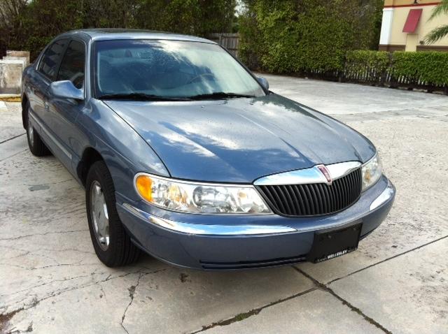 1999 Lincoln Continental Unknown