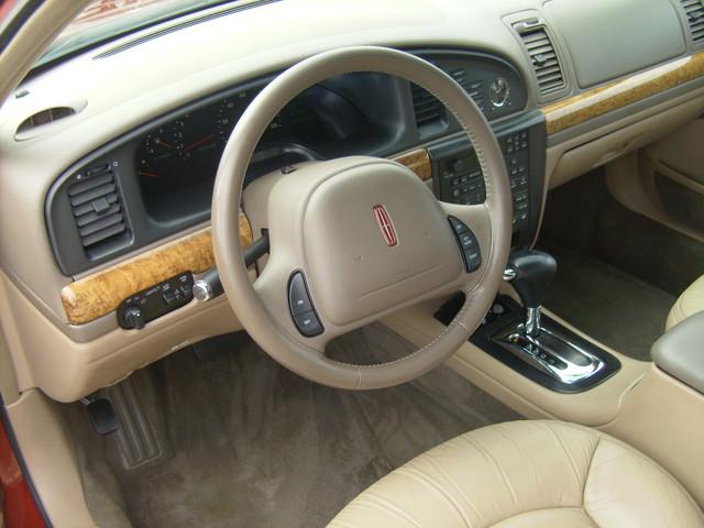 1999 Lincoln Continental Unknown