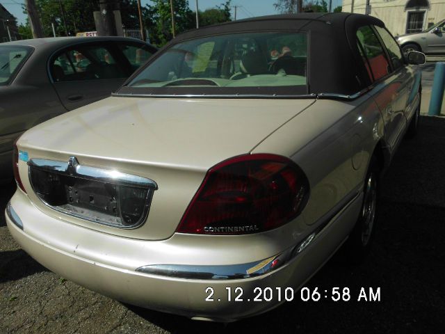 2000 Lincoln Continental L.T. 4-w.d. 5.3L