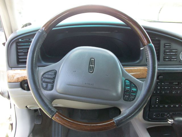 2000 Lincoln Continental Base