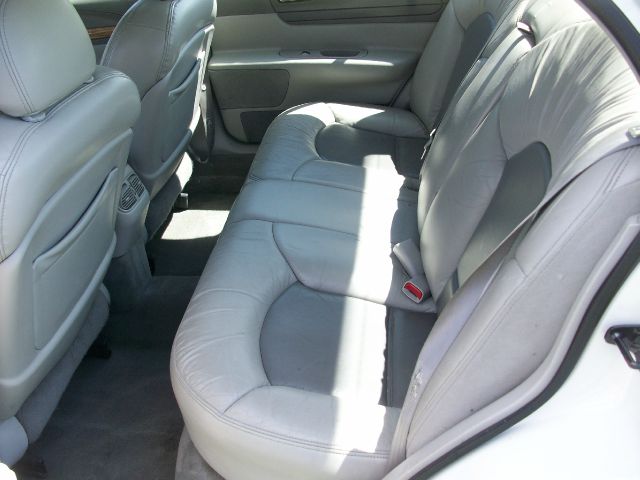 2000 Lincoln Continental Base