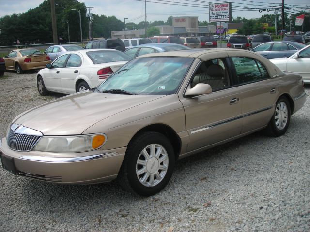 2001 Lincoln Continental Base