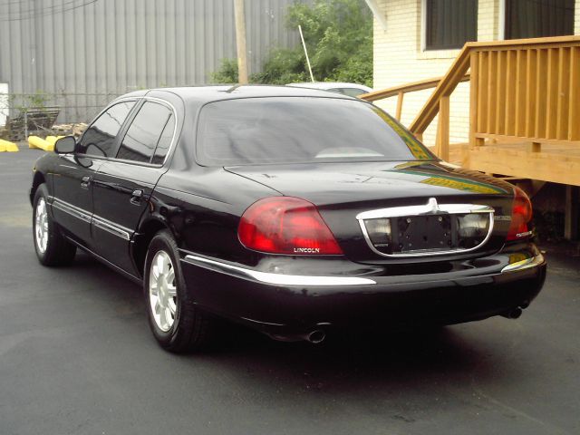 2001 Lincoln Continental Base