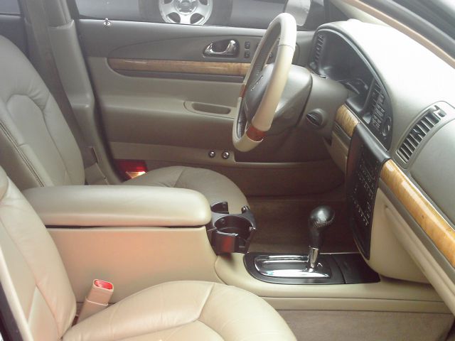 2001 Lincoln Continental Base