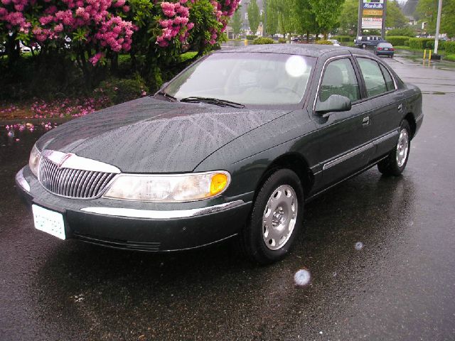 2001 Lincoln Continental Base