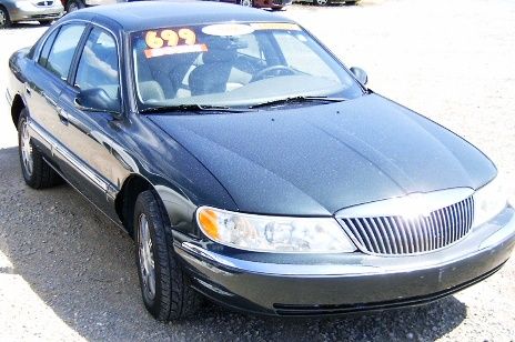 2002 Lincoln Continental Base