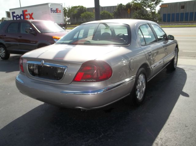 2002 Lincoln Continental EX 4x4 AT