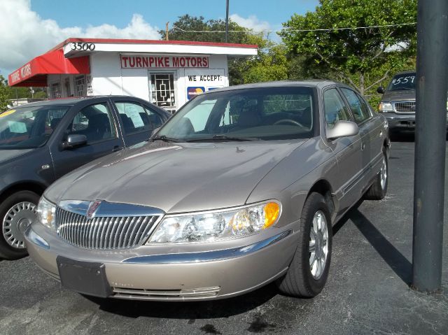 2002 Lincoln Continental EX 4x4 AT