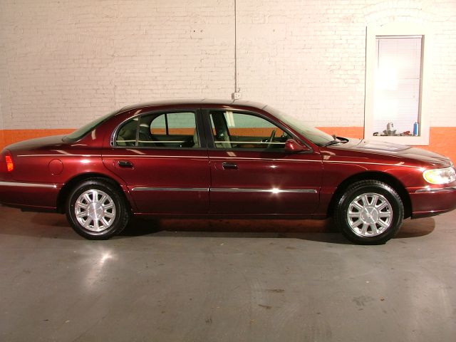 2002 Lincoln Continental Base