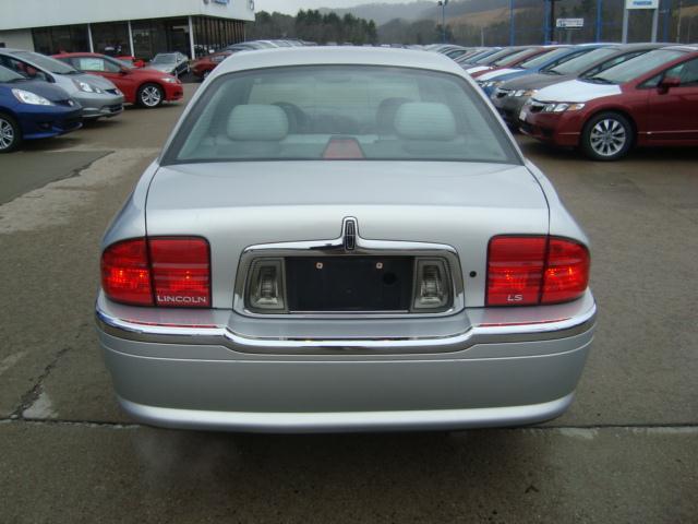 2000 Lincoln LS Unknown