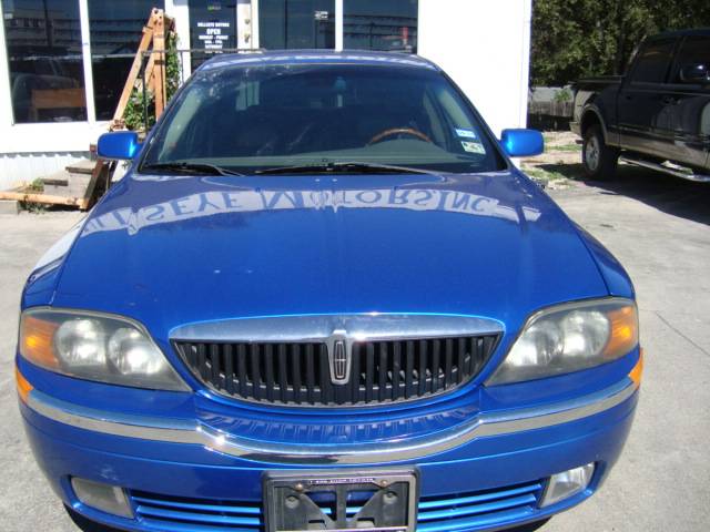 2000 Lincoln LS Red Line