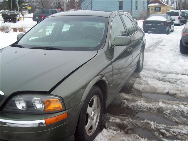 2000 Lincoln LS Red Line