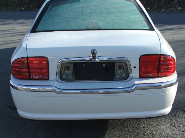 2002 Lincoln LS Red Line