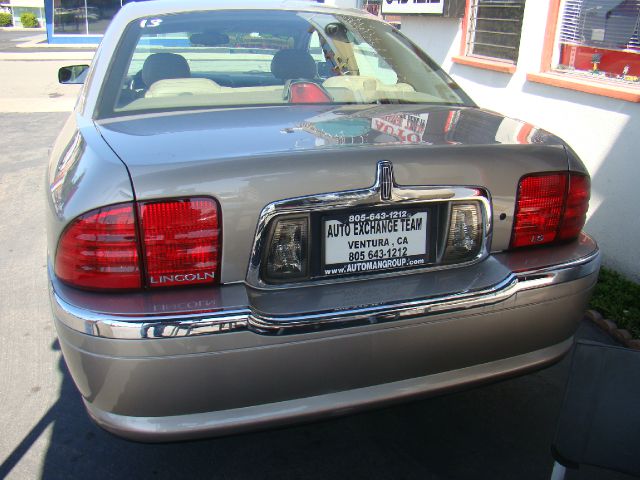 2002 Lincoln LS AT SE 2WD