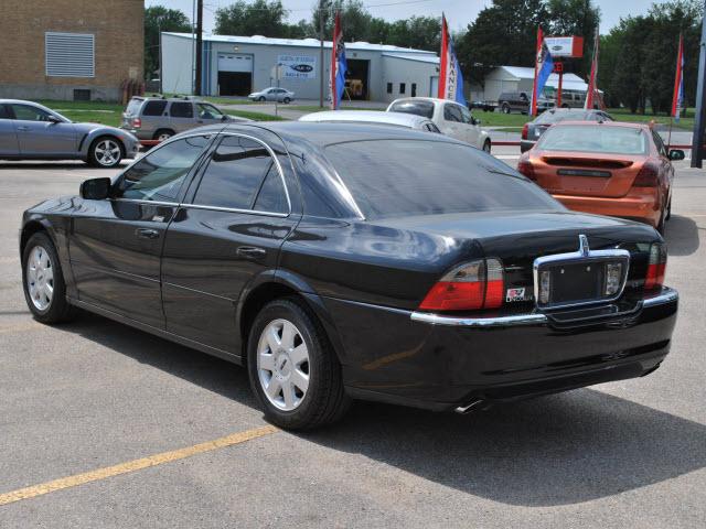 2004 Lincoln LS Coupe