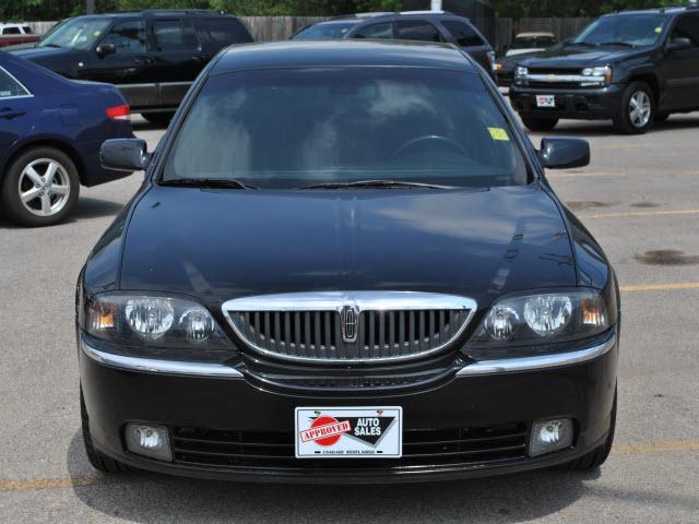 2004 Lincoln LS Coupe