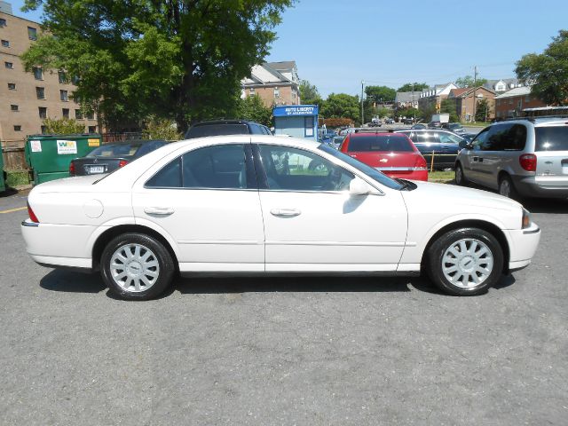 2005 Lincoln LS R25