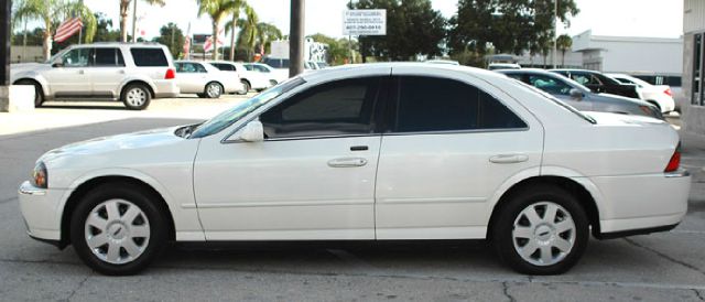 2005 Lincoln LS Red Line