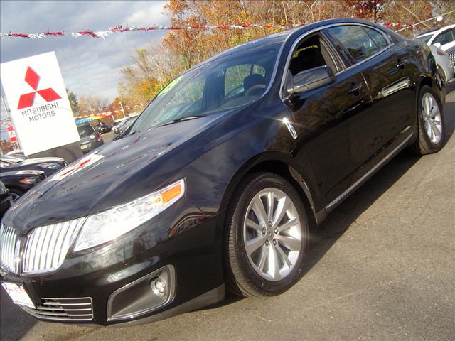 2009 Lincoln MKS Lifted