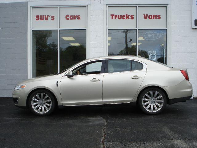 2010 Lincoln MKS T6 Sport Utility 4D