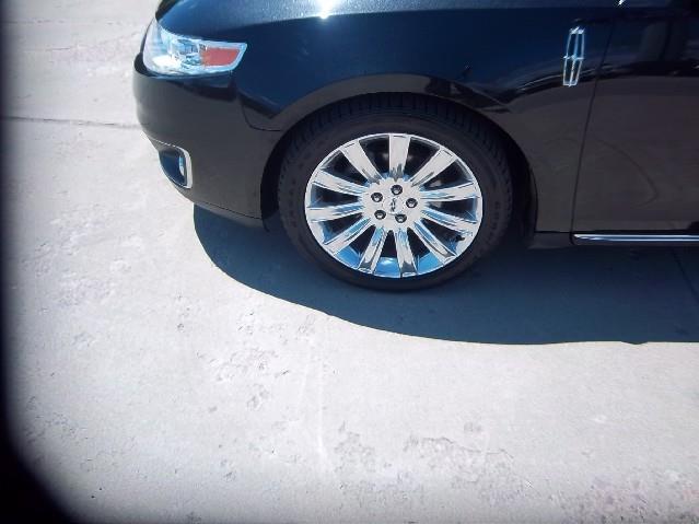 2010 Lincoln MKS GLS PZEV