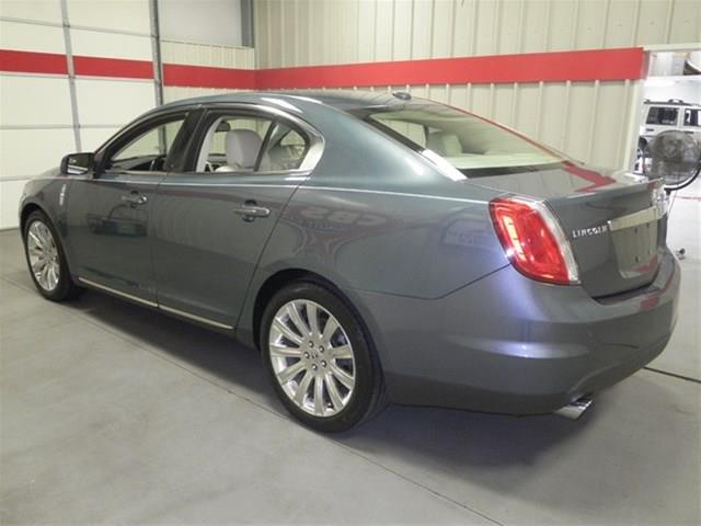 2010 Lincoln MKS Unknown