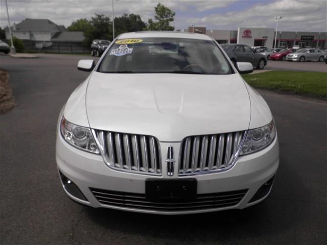 2010 Lincoln MKS Base