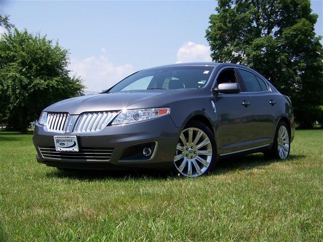 2011 Lincoln MKS Base