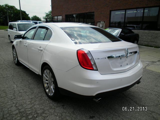 2011 Lincoln MKS 4WD 4dr 2500 SLT W/4sb