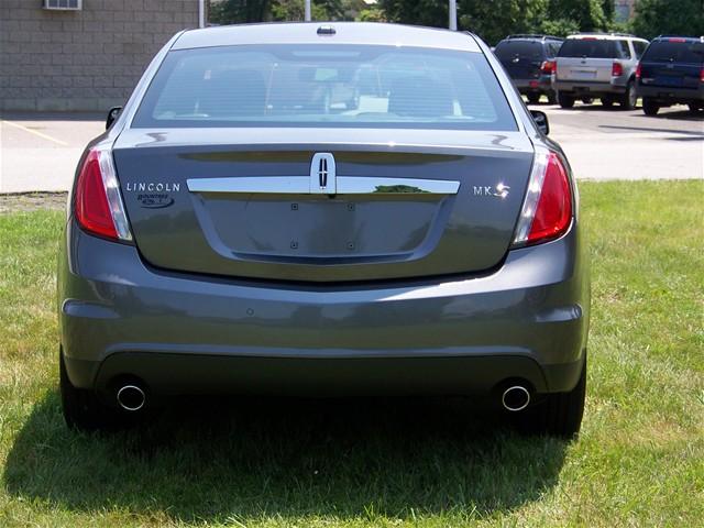 2011 Lincoln MKS Base