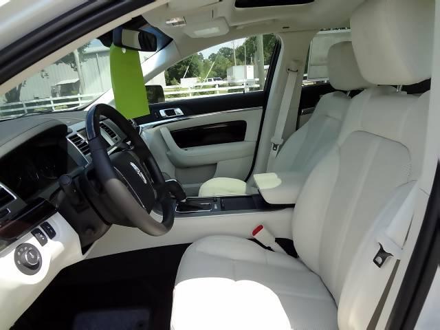 2012 Lincoln MKS Base