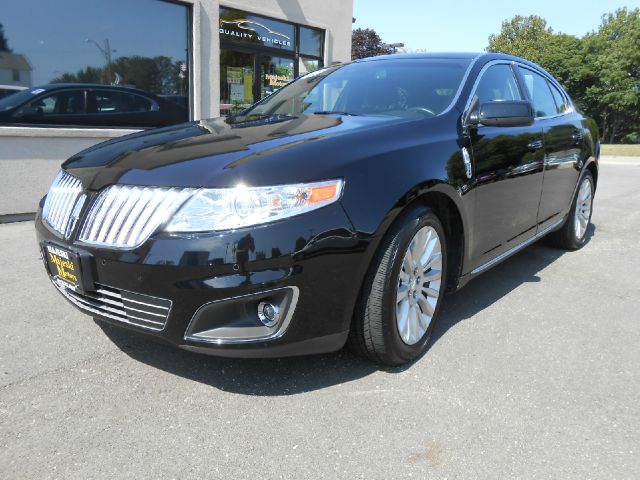 2012 Lincoln MKS Green