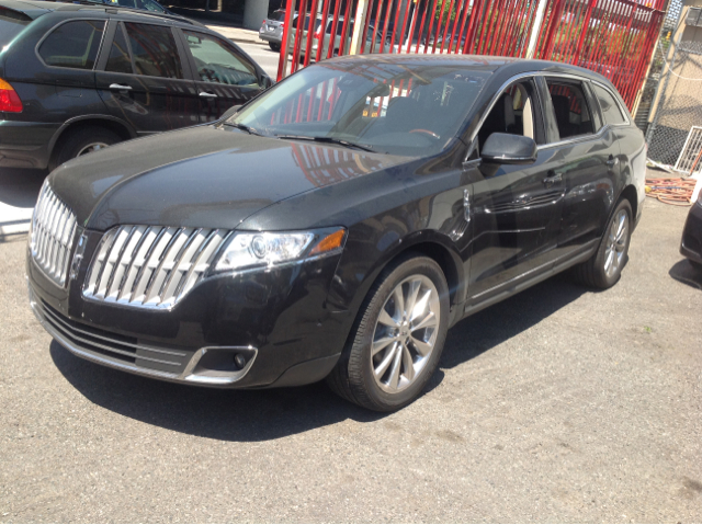 2010 Lincoln MKT Laramie Longhorn Ed 6 1/3 Ft