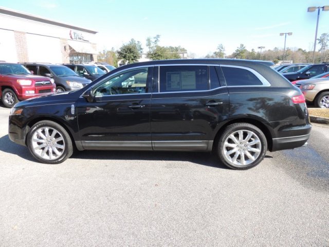 2010 Lincoln MKT Base