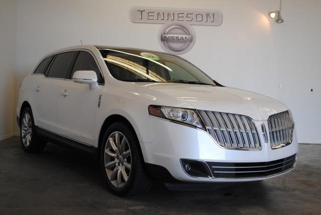 2010 Lincoln MKT Unknown