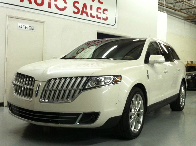 2010 Lincoln MKT Laramie Longhorn Ed 6 1/3 Ft