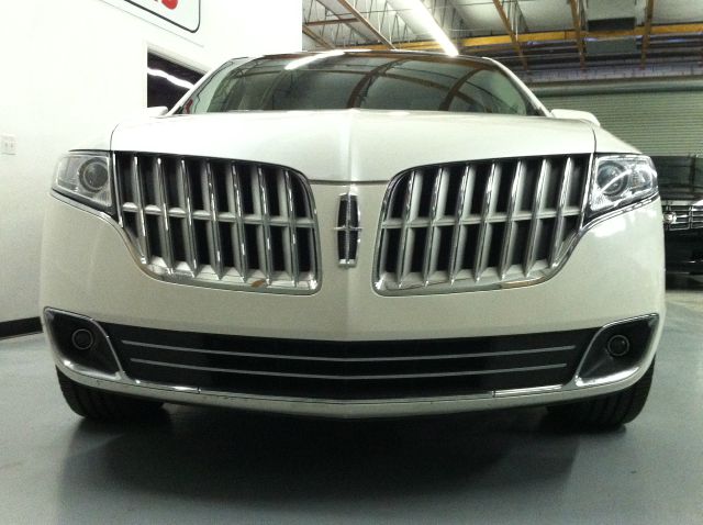 2010 Lincoln MKT Laramie Longhorn Ed 6 1/3 Ft