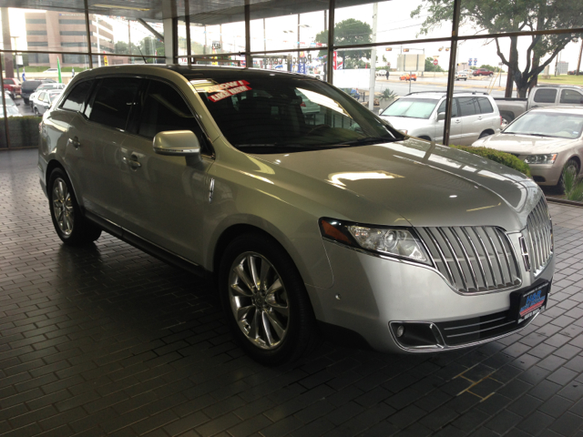 2011 Lincoln MKT Laramie Longhorn Ed 6 1/3 Ft