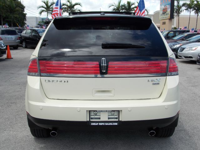 2008 Lincoln MKX Suburban 4x4 SUV